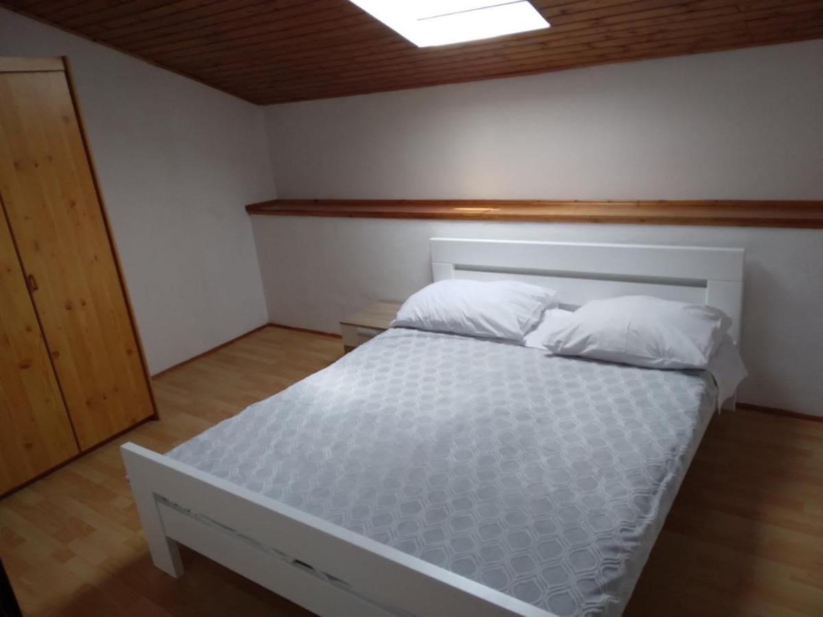 Apartmaji Sara, Izola - Isola Eksteriør billede